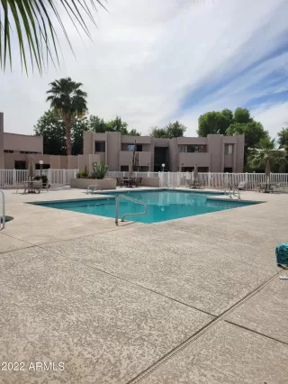 Photo #5: 6385539 Listing 