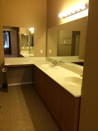 Photo #5: 6385581 Listing