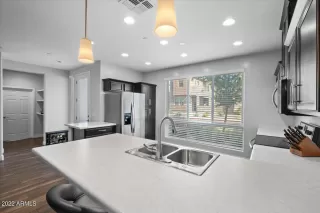 Photo #3: 6386054 Listing