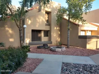 Photo #6: 6386128 Listing