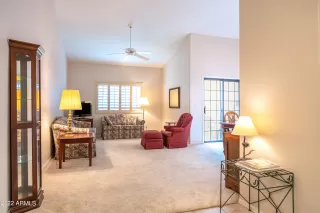 Photo #4: 6386259 Listing