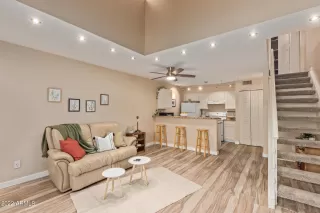 Photo #6: 6386505 Listing 