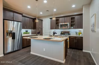 Photo #3: 6386669 Listing 