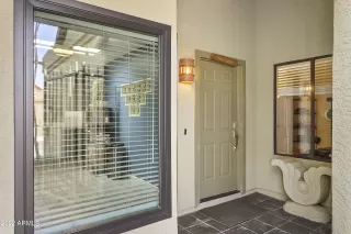 Photo #2: 6386709 Listing