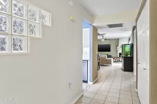 Photo #3: 6386709 Listing