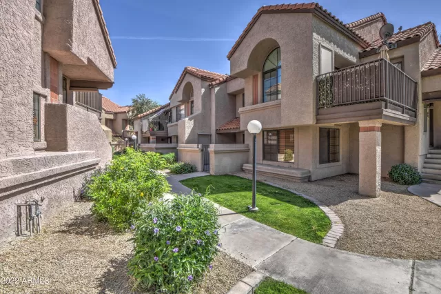 MLS: 6386794 Condo For Sale