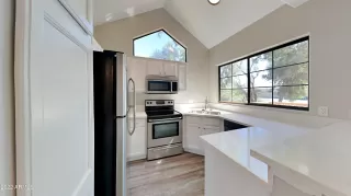 Photo #2: 6386973 Listing 