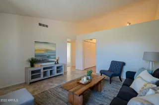 Photo #4: 6387195 Listing 