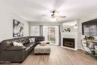 Photo #3: 6387289 Listing