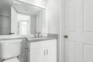 Photo #6: 6387316 Listing