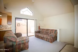 Photo #4: 6387401 Listing 