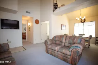 Photo #6: 6387401 Listing 