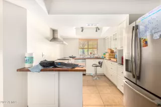 Photo #4: 6387412 Listing