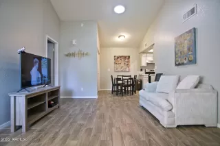 Photo #1: 6387436 Listing