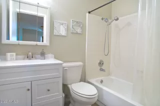 Photo #6: 6387436 Listing