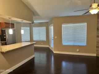 Photo #3: 6387534 Listing