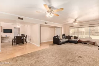 Photo #6: 6387622 Listing