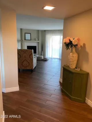 Photo #5: 6387640 Listing
