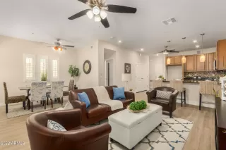 Photo #4: 6387641 Listing 