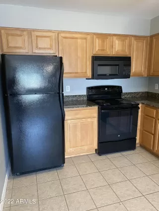 Photo #2: 6387679 Listing