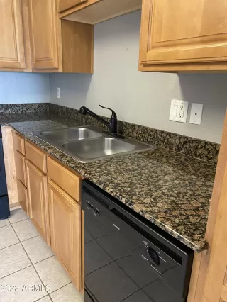 Photo #3: 6387679 Listing