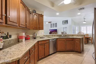 Photo #5: 6387714 Listing 