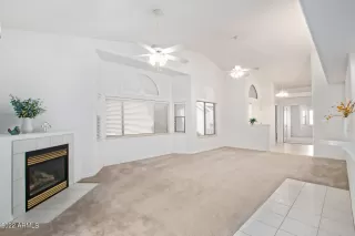 Photo #6: 6387770 Listing