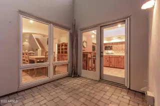 Photo #6: 6387929 Listing 