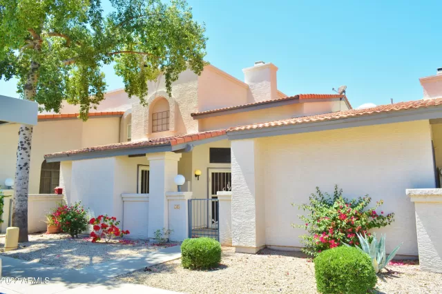 MLS: 6388116 Condo For Sale