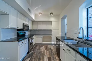 Photo #3: 6388266 Listing