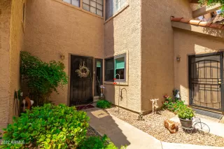 Photo #3: 6388638 Listing 