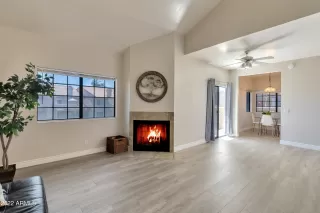 Photo #4: 6388744 Listing 