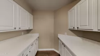 Photo #3: 6388853 Listing