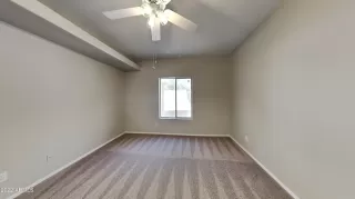 Photo #6: 6388864 Listing