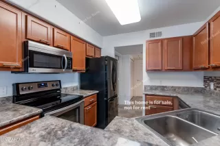 Photo #3: 6388994 Listing