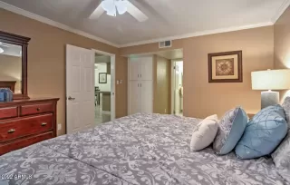 Photo #6: 6389068 Listing 