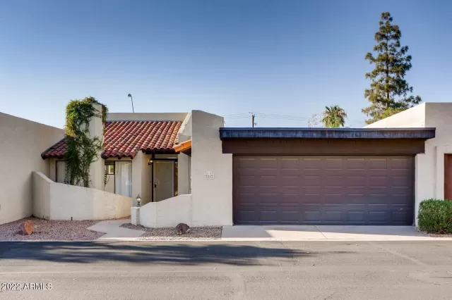 MLS: 6389091 Condo For Sale