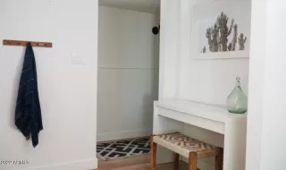 Photo #4: 6389339 Listing