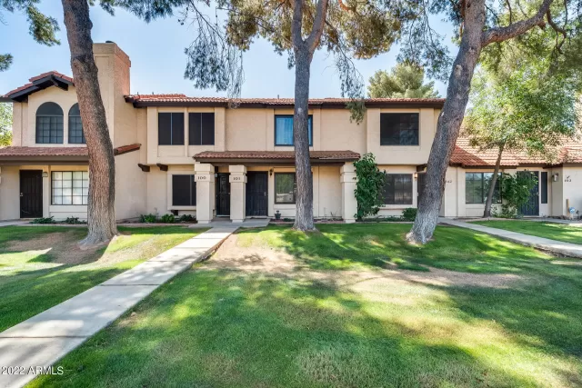 MLS: 6389414 Condo For Sale