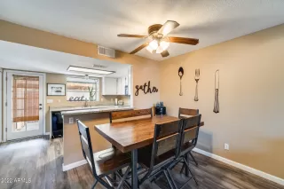 Photo #6: 6389414 Listing