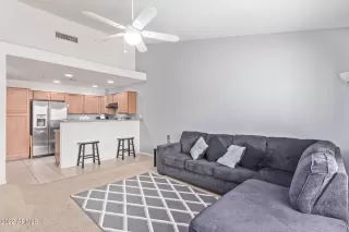 Photo #3: 6389415 Listing 