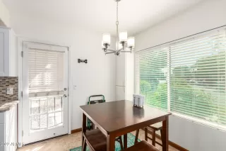 Photo #5: 6389627 Listing