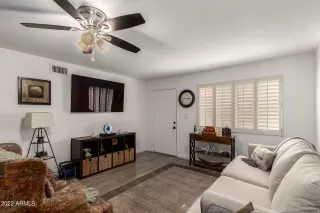 Photo #5: 6389696 Listing 