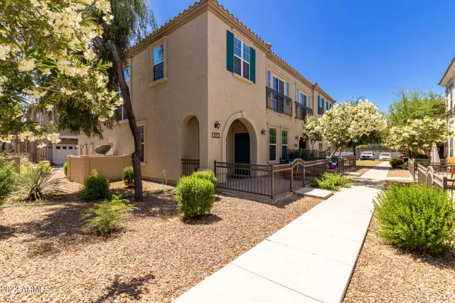 MLS: 6389716 Condo For Sale