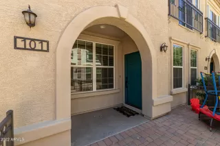 Photo #2: 6389716 Listing