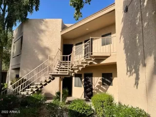 Photo #5: 6389926 Listing