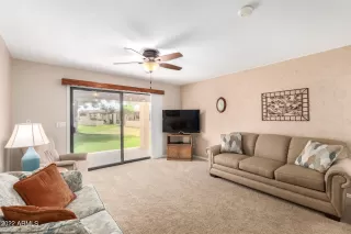 Photo #5: 6390017 Listing 