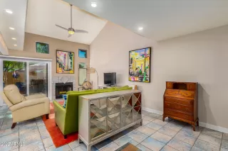 Photo #5: 6390484 Listing