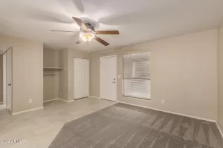 Photo #6: 6390596 Listing