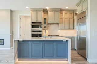 Photo #6: 6390727 Listing